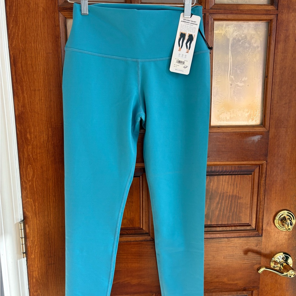 Vibrant Blue Leggings - Picture 3 of 3